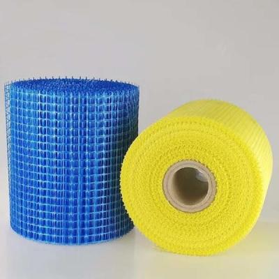 China Different colors Alkali - resistant fiberglass mesh used for construction material for sale