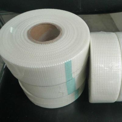 China Self Adhesive 8 X 8 65g/M2 Fiberglass Drywall Joint Tape for sale