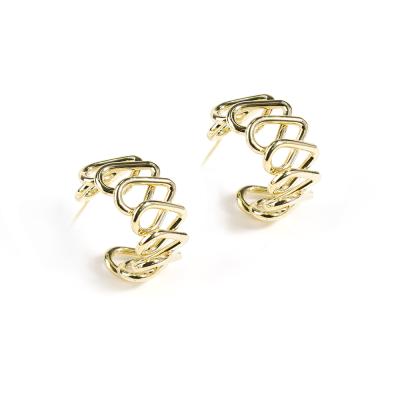 China Trendy Fashionable Nice Gold Color Plated Heart Shape C Circles Earring Sample Available for sale