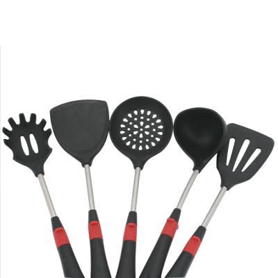 China Sustainable Cooking Tool Kitchen Utensil Heat Resistant Nonstick Silicone Skimmer for sale