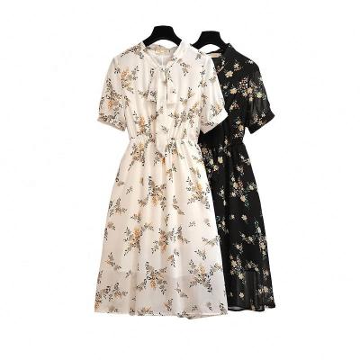 China Summer Chiffon Floral V-Neckline Lace Anti-Static Simple Dyed Loose Casual Dress For The Knee-Length Skirt for sale