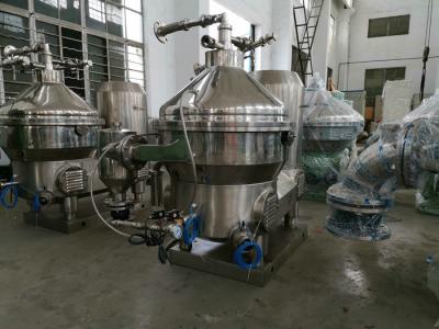 China Centrifugaalmelk en Roomseparator voor Melk Verduidelijkende Industrie 3000 Kg Te koop