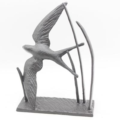 China Europe bronze antique flight swallow statues for home decoration for sale