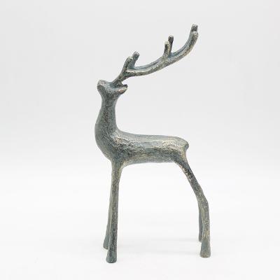 China European Metal Cast Handwork Deer Sculpture For Home Decoration for sale