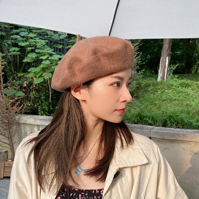 China Plush Solid Color All-match Vintage Painter Cap Cashmere Women Pumpkin Beret Hat for sale