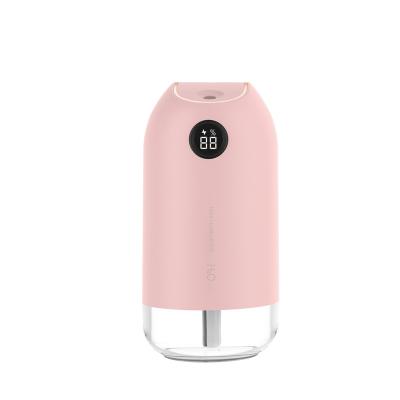 China 500ML Car Digital Display Dual Spray Humidifier Usb Rechargeable Mini Cool Mist Car Humidifiers for sale