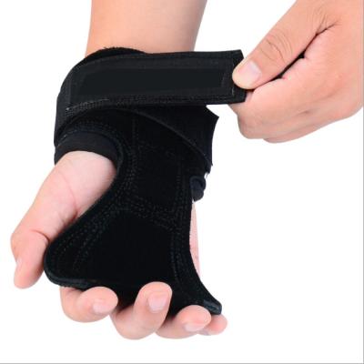 China Weightlifting leather non-slip band wrist protector palm protectorfitness PU palm pull power hard band for sale