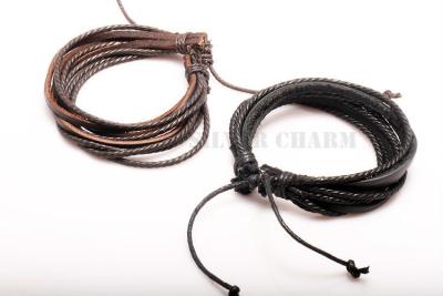 China Black Genuine Leather Matching Couple Jewelry , Unisex Circle Straps Bracelet for sale