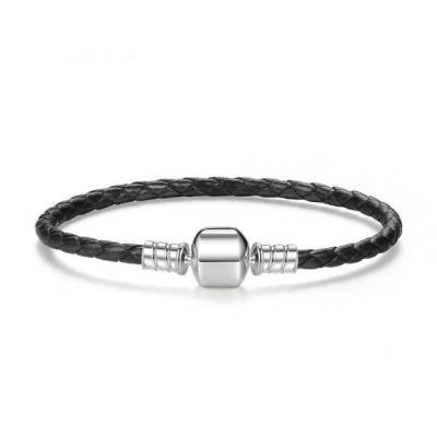 China Pulsera de cuero negra trenzada con el corchete de plata magnético de la cerradura para las mujeres en venta