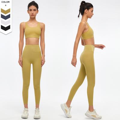 China Breathable Sports Basics Women Workout Sets Two Piece Suit Gym Fitness Yoga Sports Quick Dry Custom Yoga Sets Skin-Friendly Wear for sale