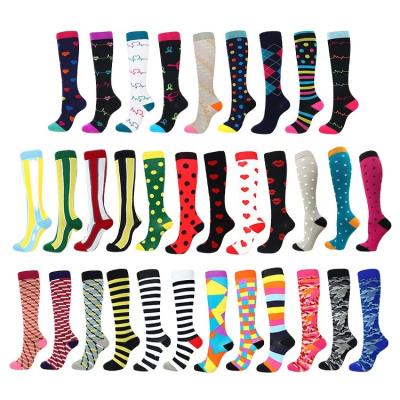 China Antibacterial Sport Compression Socks for Women and Men Best Graduated Sporting, Running, Flying Travel, Cycling for sale