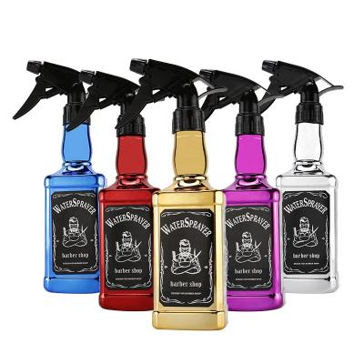 China Professional Salon Tools Barber Shop Accessories 500ml Factory Price Electroplate Gold Plastic Pump Water Bottles Bottle Spray for sale