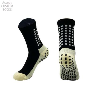 China Mens Breathable High Quality Custom Logo Cotton Terry Crew Football Grip Black Grip Sock For Man for sale