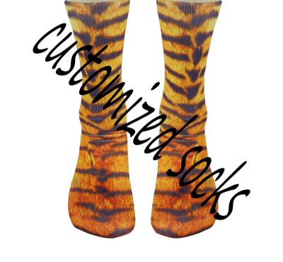 China Breathable Cotton OEM Design Printed Hip Hop Fashion Customized Logo Crew Men Socks Sports Custom Made for sale