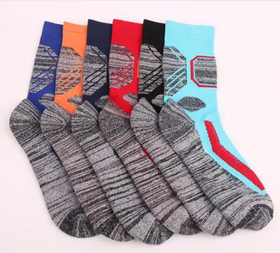 China Wholesale Thick Men Basketball Team Towel Custom Climbing Running Socks Breathable for sale