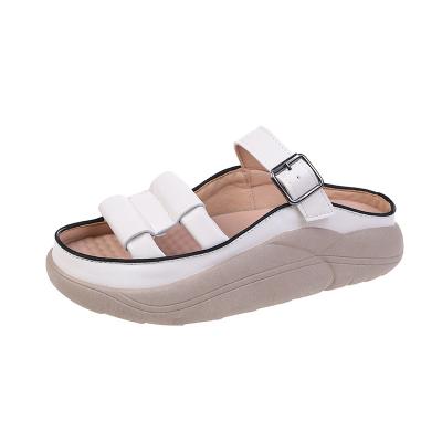 China EVA Slippers for Women's 2022 Summer Hot New Style Bottom Flip Flop Design Sense Soft Leather Thick Bottom Sandals and Slippers for sale