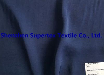 China Polyester-zusammengesetzter Faden-Satin im Körper gefärbt mit weicherem Handfeel zu verkaufen