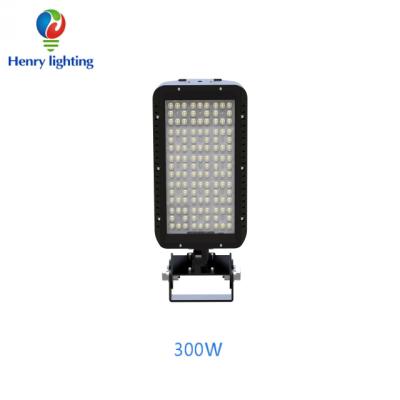 China Anti-glare Roof High Pole LED Flood Light / Anti-impact Available High Mast Kit 100W 200W 300W for Sports Stadium Lighting for sale