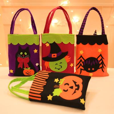 China Europe Halloween decorations non-woven fabric stickers handbag store cookies are apple hotel gift bags for sale