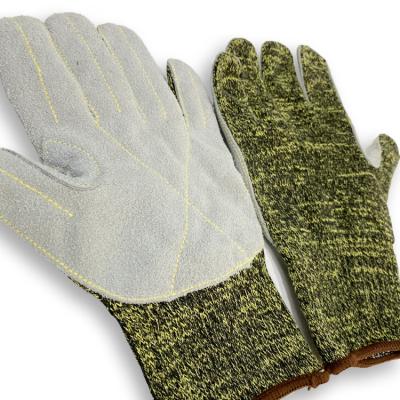 China Fire / Cut Resistant Aramid Knitted Palm Cow Leather Anti Cut Seam Heat Resistant Gloves for sale