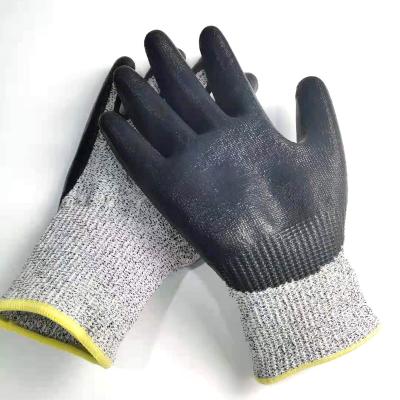 China Daily Work / Warhousing Cut Resistant HPPE Knitted Industrial Hand Protective Nitrile Coated Anti Cut Gloves for sale