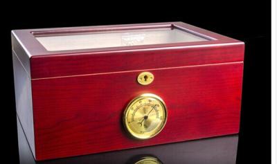 China Customized Luxury Cigar Gift Box Cases / Groomsmen Antique Cigar Humidor for sale