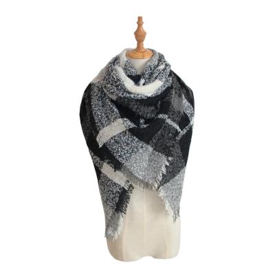 China Daily Life Super Soft Warm Large Scarf Square Shawls Stripes Rough Outdoor Plaid Infinity Scarves for sale