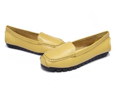 China high quality women yellow slip-up loafers cowhide driving shoes comfortable shoes fashion brand designer shoes BS-L2 for sale