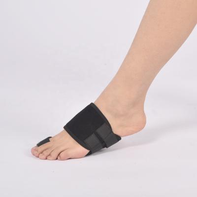 China Daily Life 2PCS Set Pain Relief Toe Separator Protector Big Bone Toe Bunion Splint Straightener Foot Corrector for sale