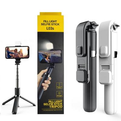 China Stainless Steel+ABS Fill 70Mha Light Aluminum Alloy Tripod High Performance Adjustable Smart Wireless Selfie Stick L03S for sale