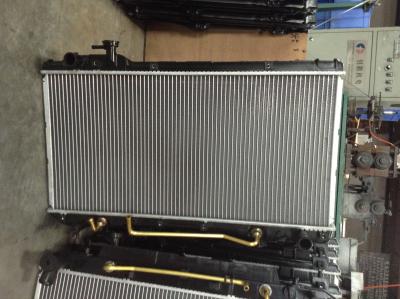 China Flat Tube Toyota Car Radiator 5mm Fin Wave RAV4' 96-97 SXA11 26MT Easy Installation for sale