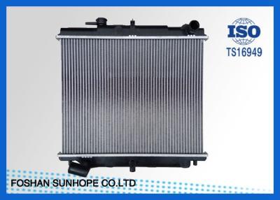 China Aluminum Brazed Nissan Car Radiator TRUCK MT OEM 21410-6T001 Inlet / Outlet 35mm for sale