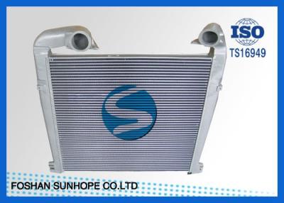 China De Hoge Prestatiesintercooler van Scania R04 Legering Verminderde Tanksoem 1766617/1795730 Te koop