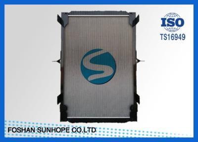 China Kerax 370 Radiators van de Aluminiumvrachtwagen, Stabiele Aluminiumradiator met Elektrische Ventilator Te koop