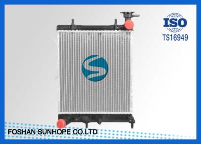 China Met water gekoelde Hyundai-Accentradiator 99 MT 324*38mm de Temperaturensensor HYU038 van de Tankschakelaar Te koop