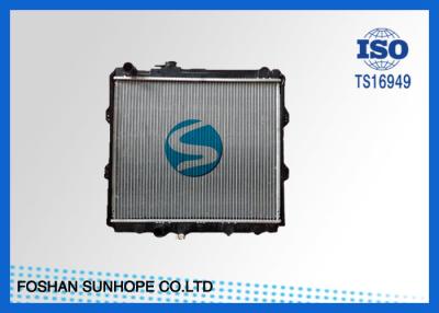 China Hilux LN147R 3.0L 1997 5L Toyota Car Radiator 16 / 26 / 32 / 36 Core Thickness for sale