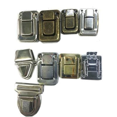 China 2021 Factory Outlets Hanging Gold Rolling Luggage Lock Canister Bag Snap Buckle Separate Snap Buckle Accessory User-friendly Electroplating Stocks for sale