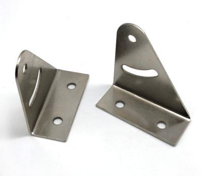 China Machine Parts / Brace Furniture Auto L Shaped Corner Bracket Metal Brackets For Wood for sale