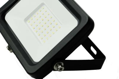 China ABE 30W LED Flood Light Outdoor 3000lm Super Bright Outside Floodlights 6000K Daylight White Light IP65 Waterproof for sale