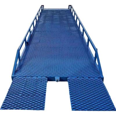 China High quality safety easy operation convenience aluminum container mobile dock, mobile dock leveler, transport forklift is used to transport goods for sale