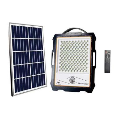 China SMD2835 Garden Solar Exterior Flood Lights With Remote Control 100w 200w 300w 400w for sale