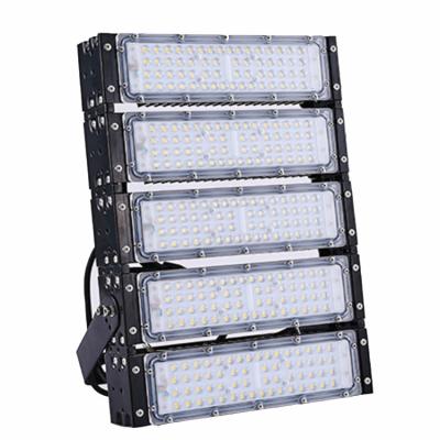 China Waterproof LED Floodlight Suitable for Parking Lots Outdoor Lighting for sale