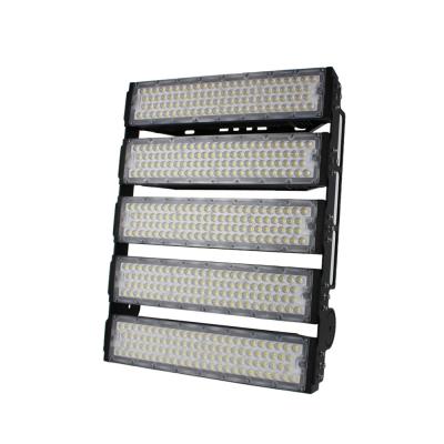 China LED Football Stadium Light for Energy Efficiency and Long Service Life in Stadiums Multiple Beam Angle Options for sale