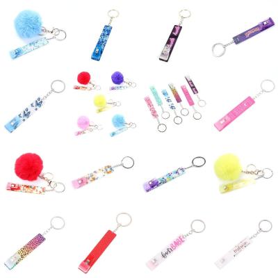 China Hot Selling Amazon Key Chain Clip Purse Clip Plastic Card Grabber Long Nail Protector Card Grabber Credit Card Grabber Pullers Key Chain For Long Nails for sale