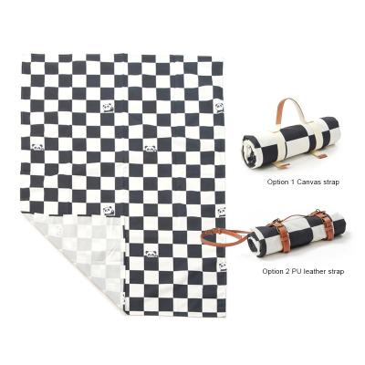 China Outdoor Travel Camping Picnic deken Waterdicht Sand Proof Padded Picnic deken Met Carry Strap Te koop