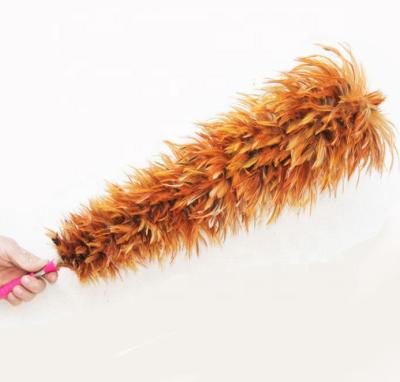 China Good Price Natural Chicken Rooster Feather Duster High Quality Clean Duster w/Wooden Handle Dust Remover for sale