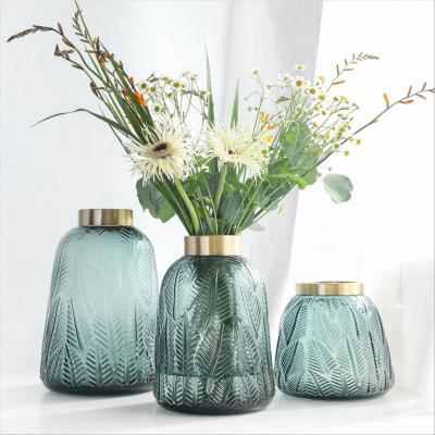 China Wholesale Modern Home Decoration Glass Vase Flower Brass Ring Pattern Leaf Vase Wedding Glass Centerpieces for sale