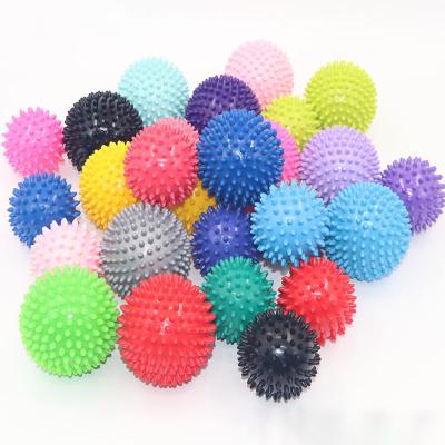 China Multiple Amazon Colors Workout Sports Fitness Soft Silicone Spike Roller Foot Massager Ball for sale