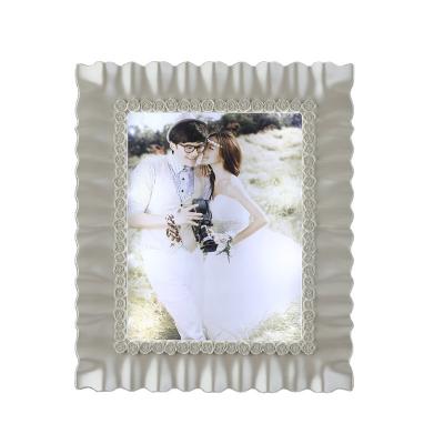 China Creative magic LED home decoration wholesale LED photo frame mirror picture photo frame/mirro with light for sale