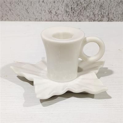 China Modern INS Ceramic Candle Holder For Home White Porcelain Candlestick Holder for sale